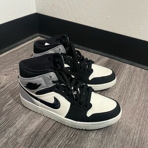 Jordan 1 Mid Canvas size 8